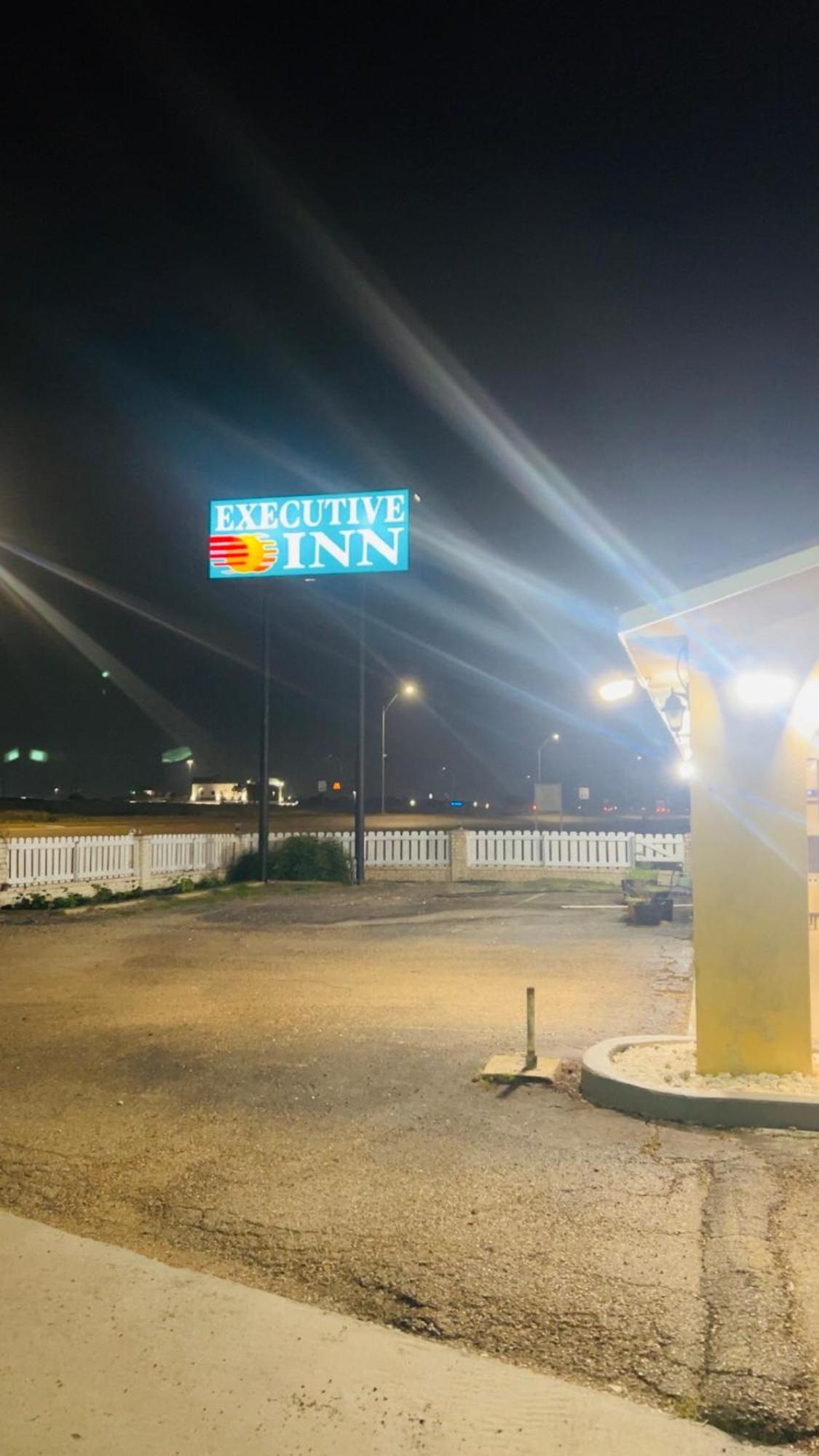 Executive Inn Robstown Zewnętrze zdjęcie